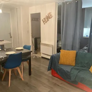 le-studio-sur-la-neste-dans-le-centre-darreau.midi-pyreneeshotels.com/